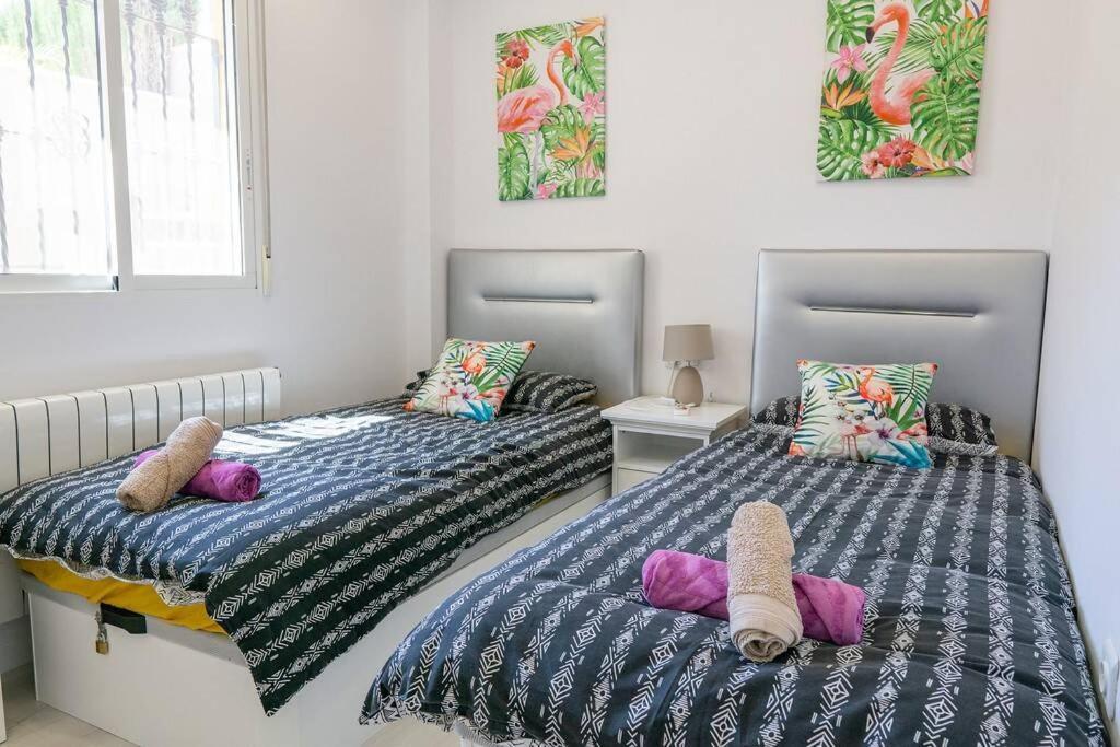 Casa Lilly-Rose, A Beautiful 3 Bedroom Detached Villa A Short Walk To The Villamartin Plaza & Golf Course Villamartin (Valencia) Exterior foto